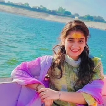 Mandvi Tiwari